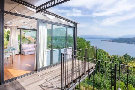 Villa Arona Esterno foto
